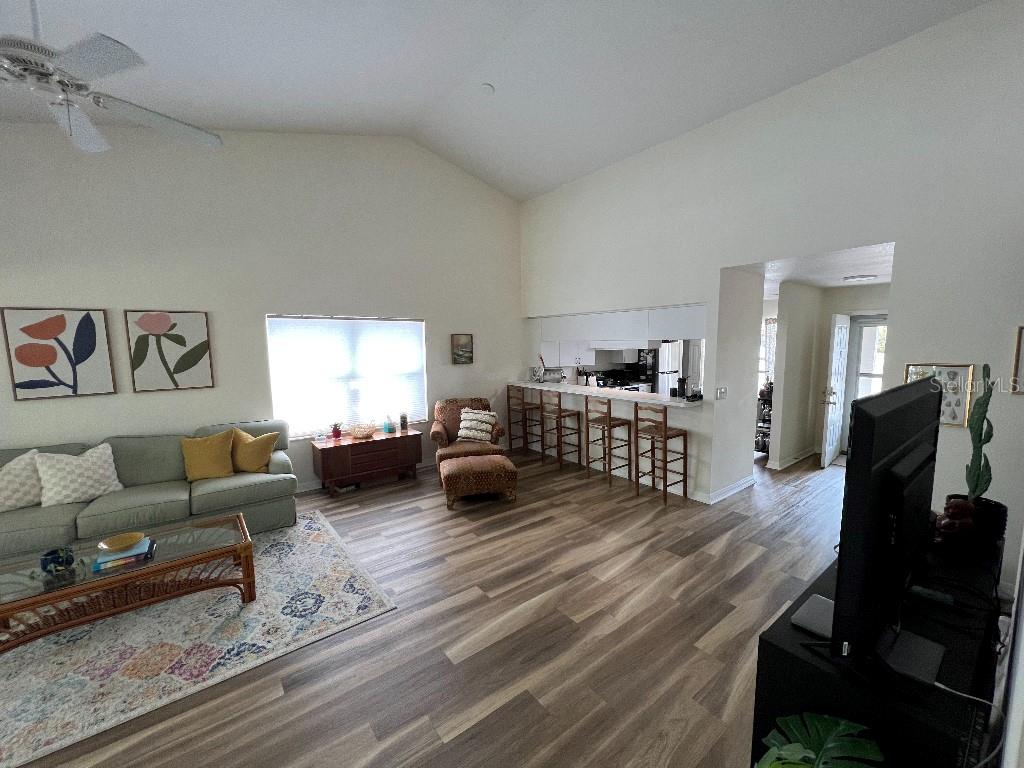 BAY POINTE VILLAS CONDO - Residential