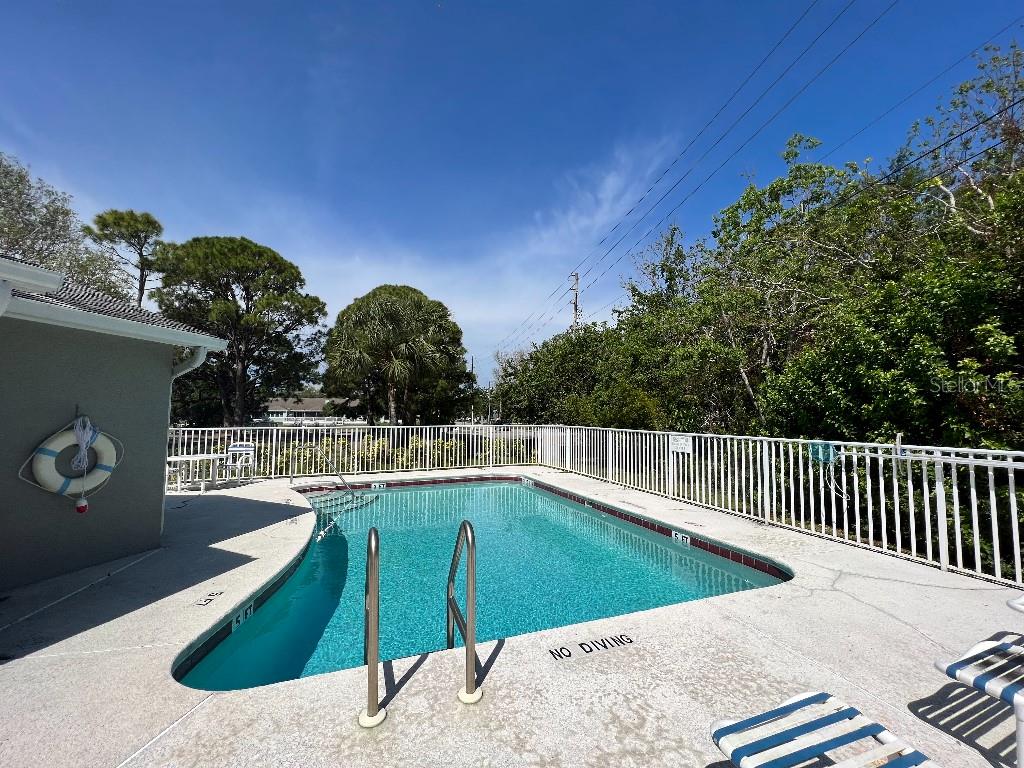 BAY POINTE VILLAS CONDO - Residential