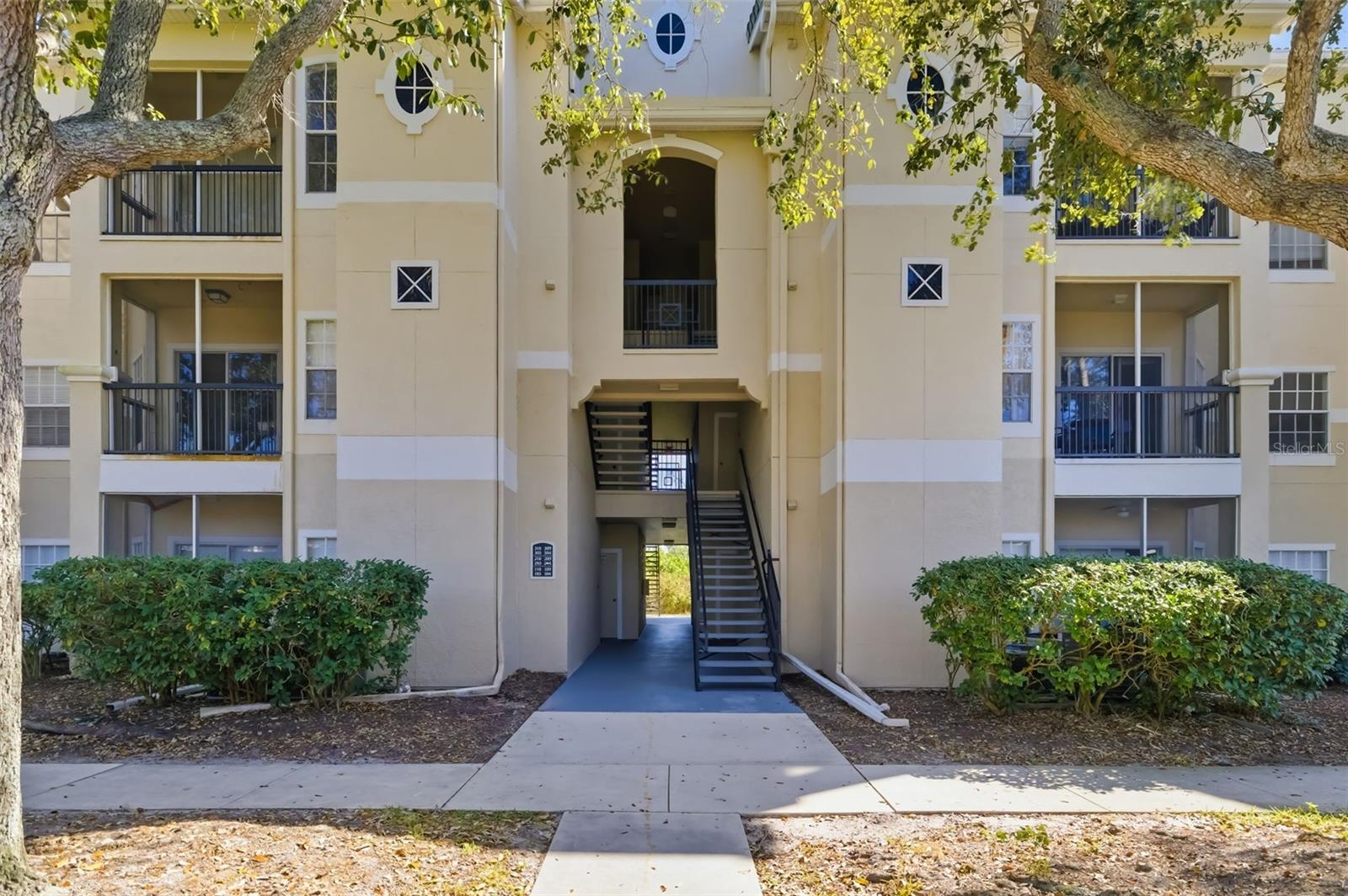 SERENADE ON PALMER RANCH - Residential
