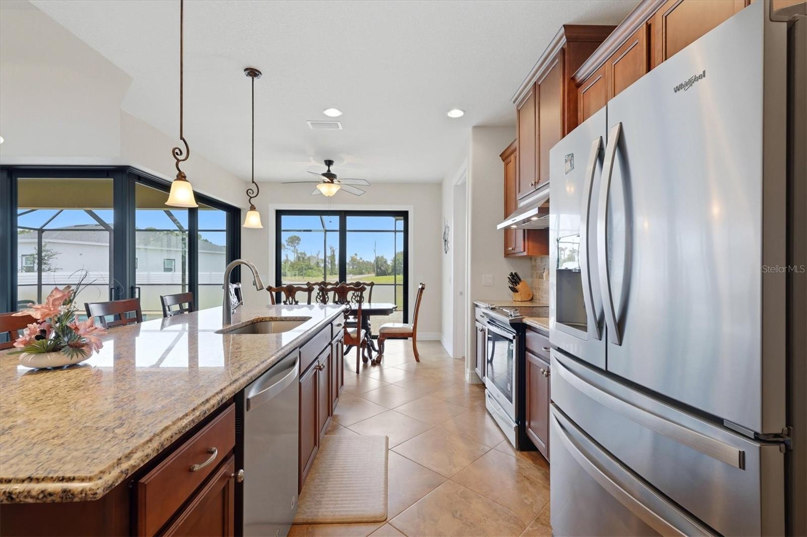 ROTONDA SANDS - Residential