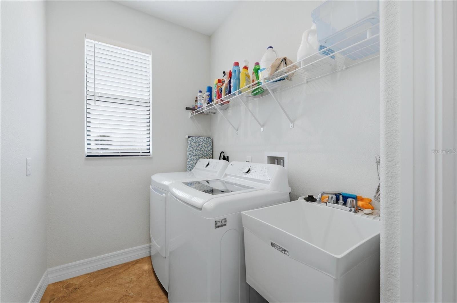 ROTONDA SANDS - Residential