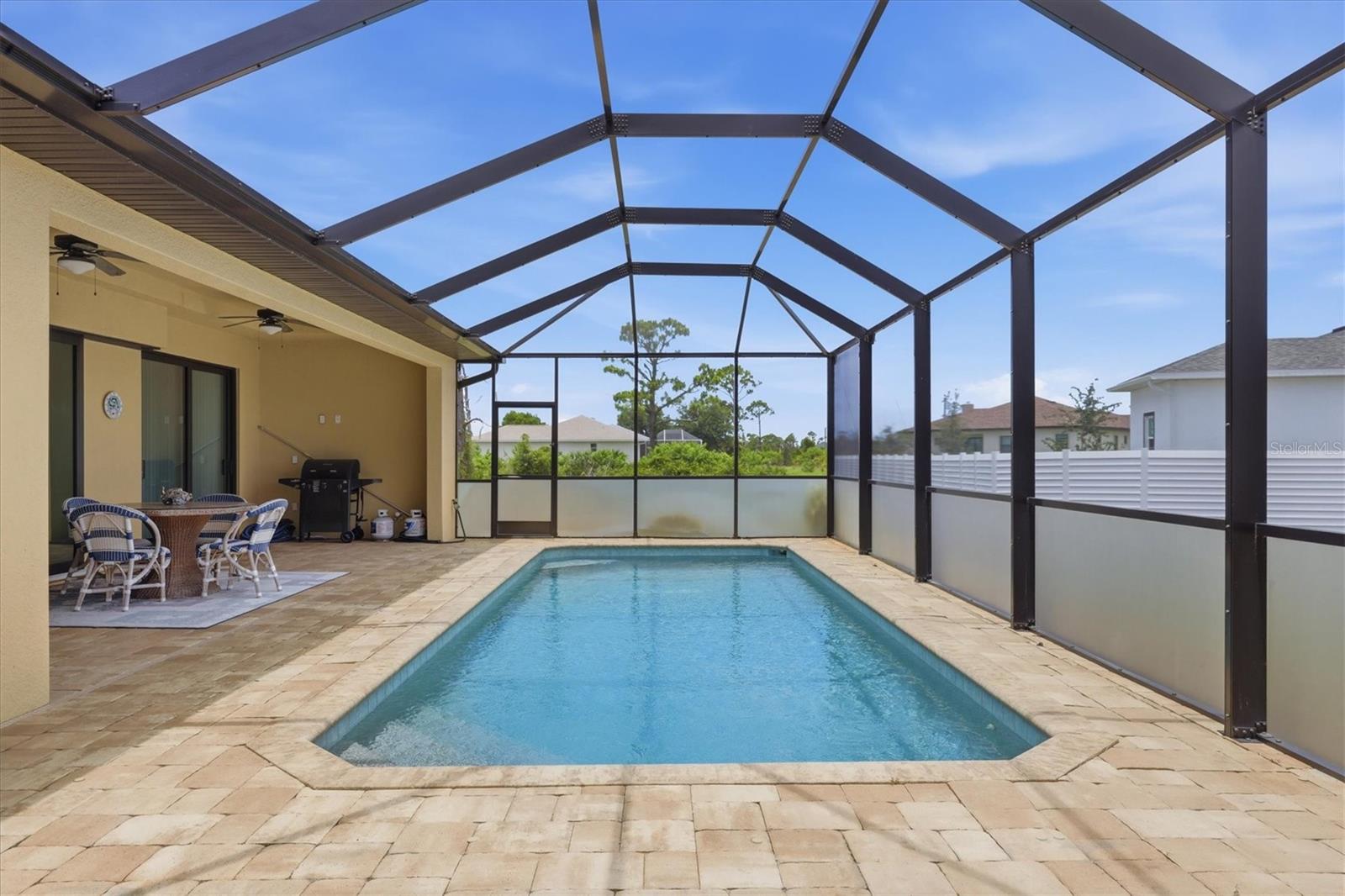 ROTONDA SANDS - Residential