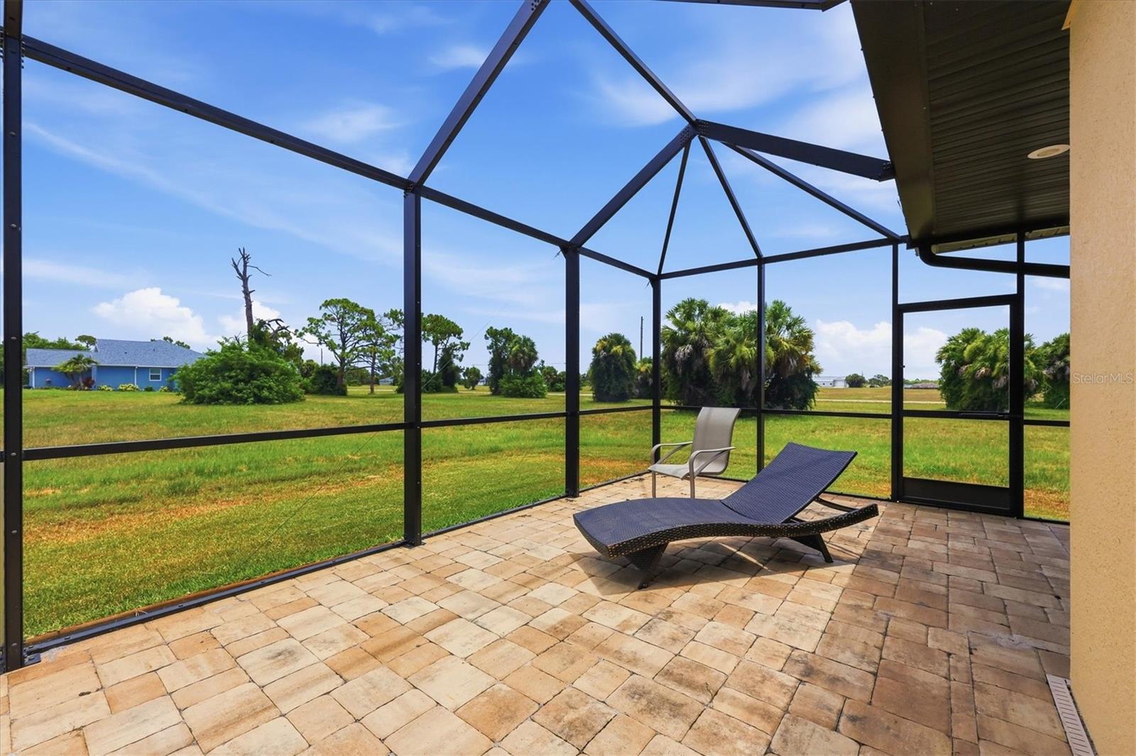 ROTONDA SANDS - Residential
