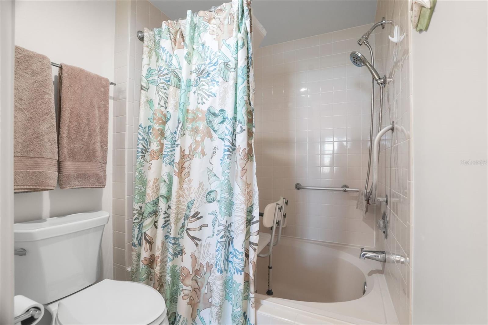 HARBOURSIDE CONDO - Residential