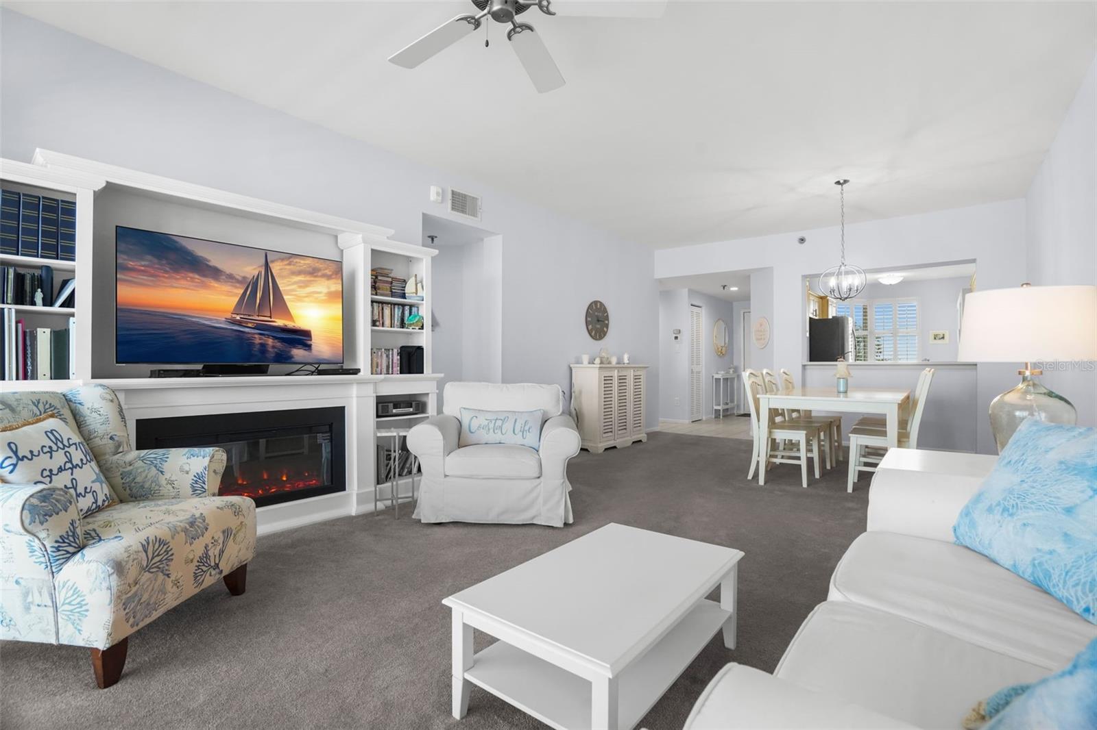HARBOURSIDE CONDO - Residential