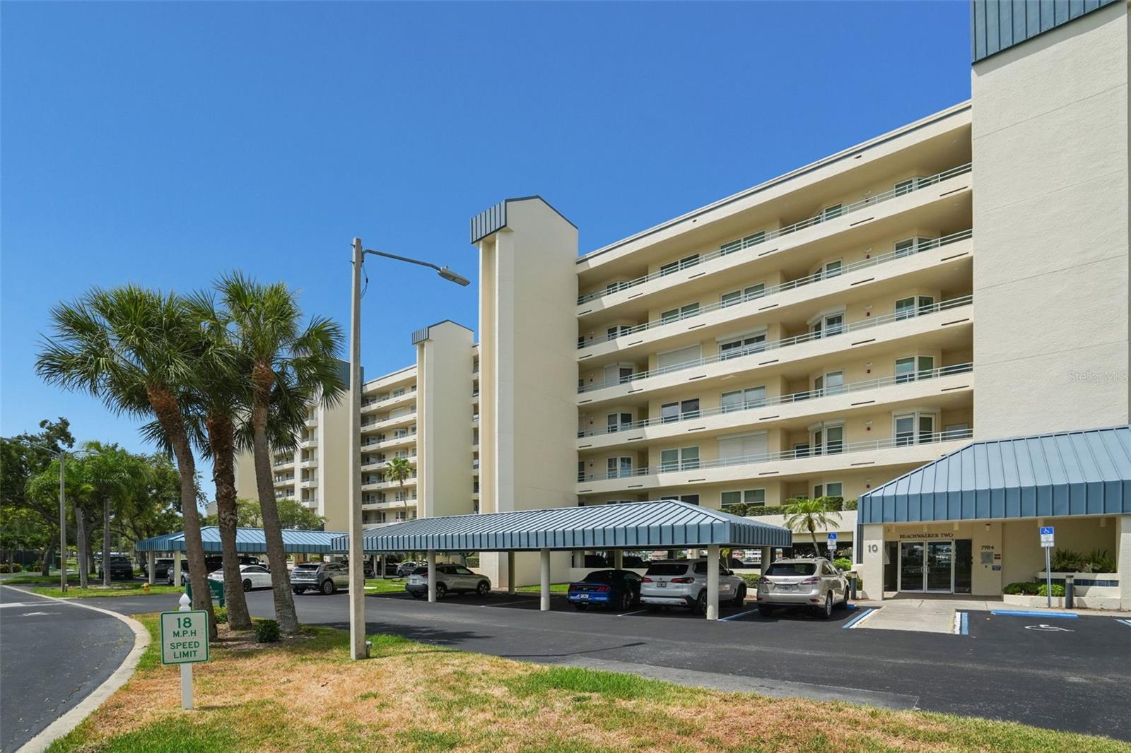 HARBOURSIDE CONDO - Residential