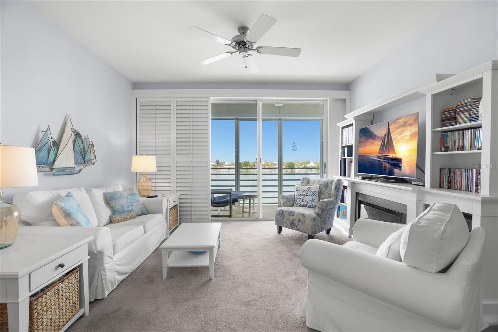 HARBOURSIDE CONDO - Residential