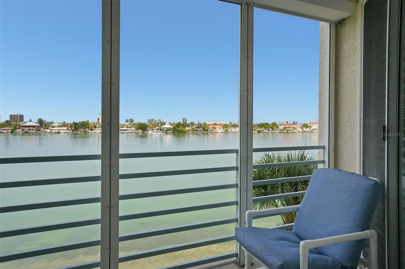 HARBOURSIDE CONDO - Residential