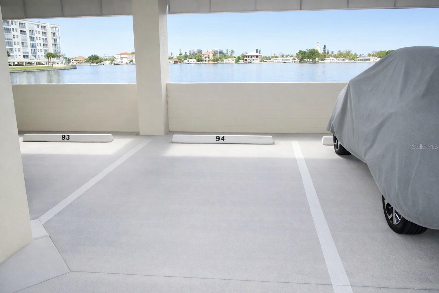 HARBOURSIDE CONDO - Residential