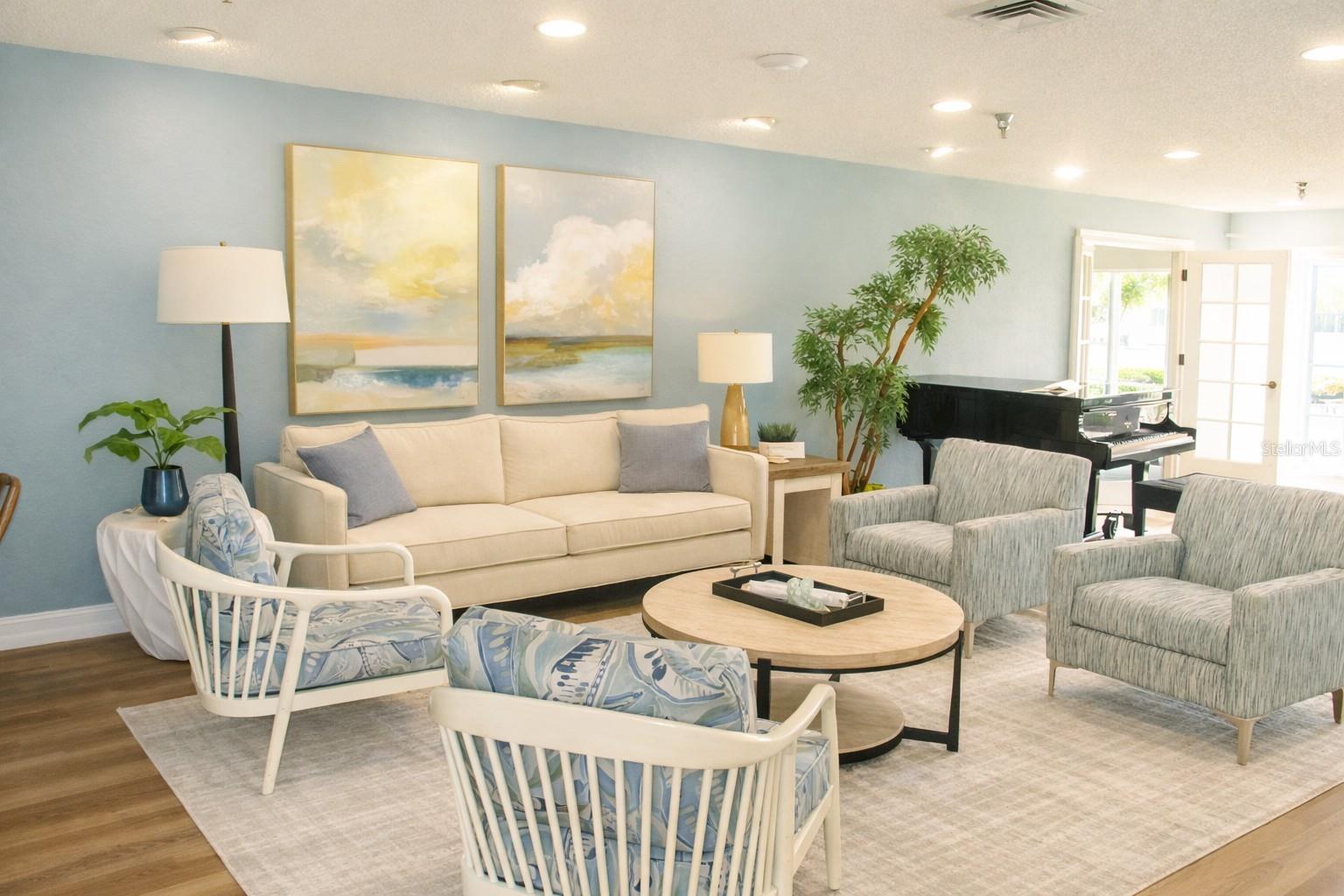 HARBOURSIDE CONDO - Residential