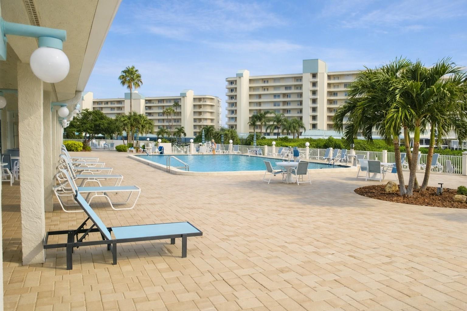 HARBOURSIDE CONDO - Residential