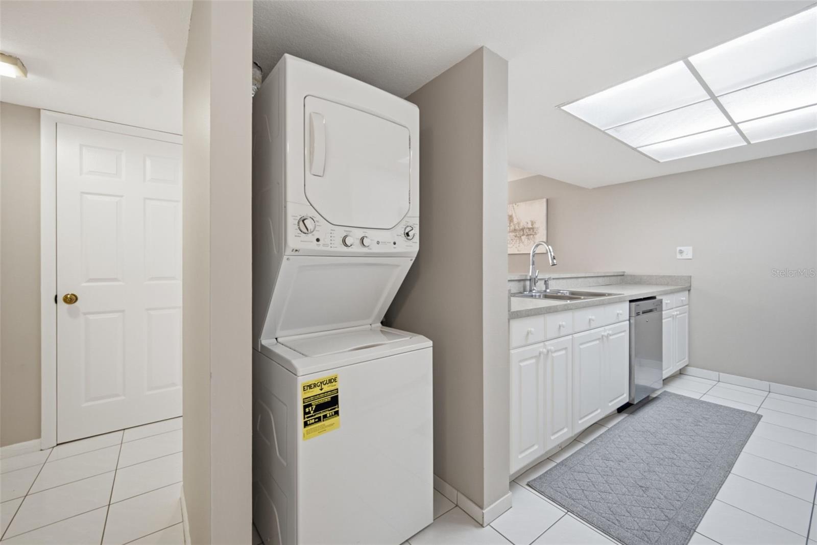 440 WEST CONDO - Residential