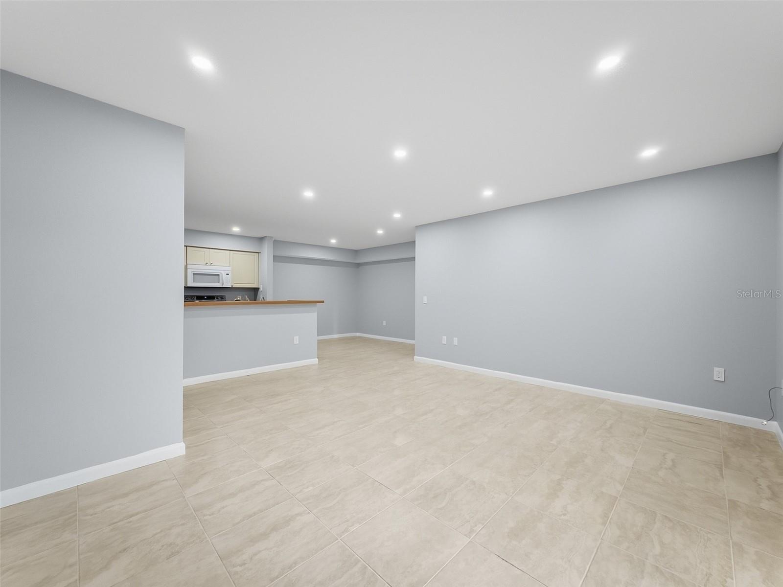 THE HIGHLANDS AT HUNTERS GREE - Residential