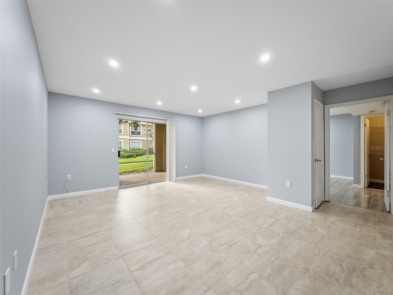 THE HIGHLANDS AT HUNTERS GREE - Residential