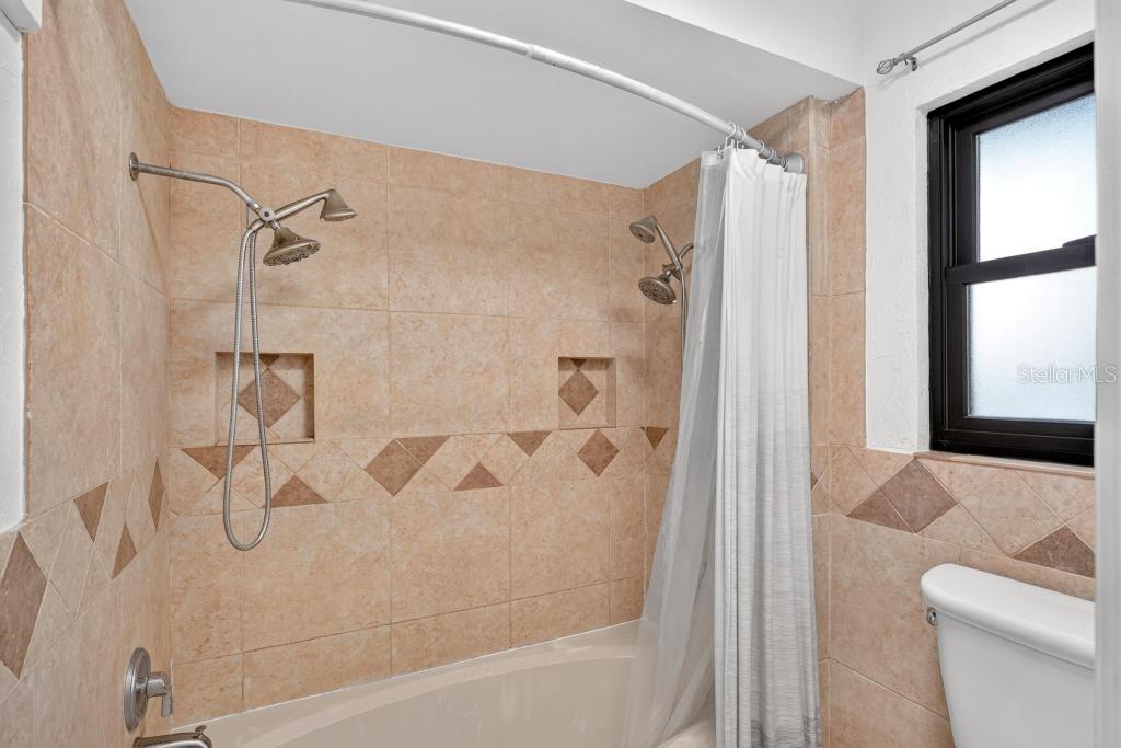 JENNIFER ESTATES - Residential