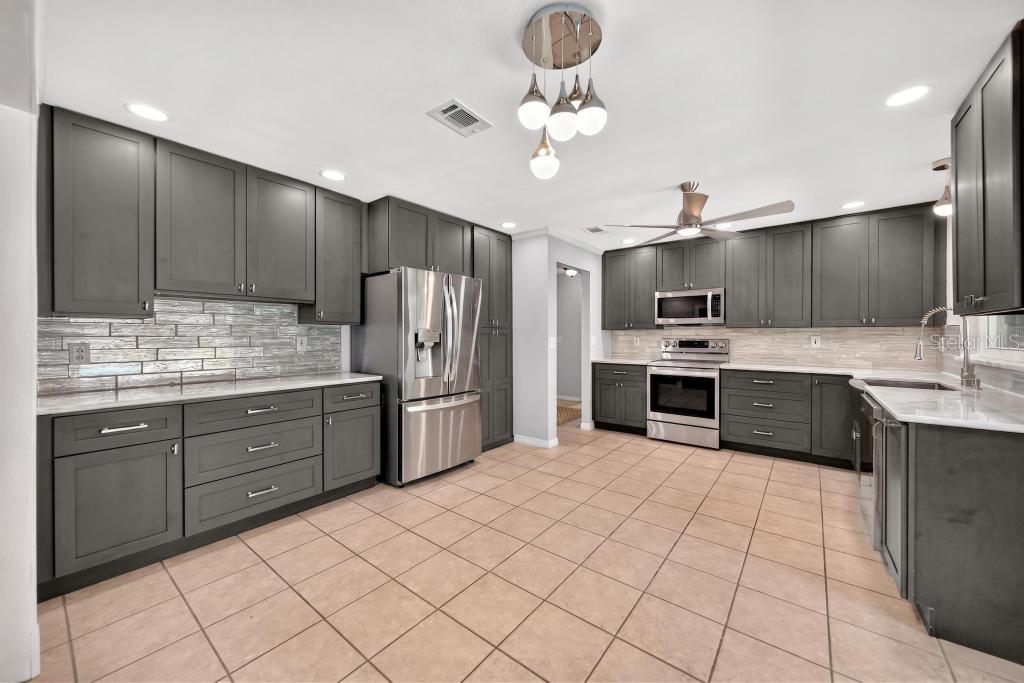JENNIFER ESTATES - Residential