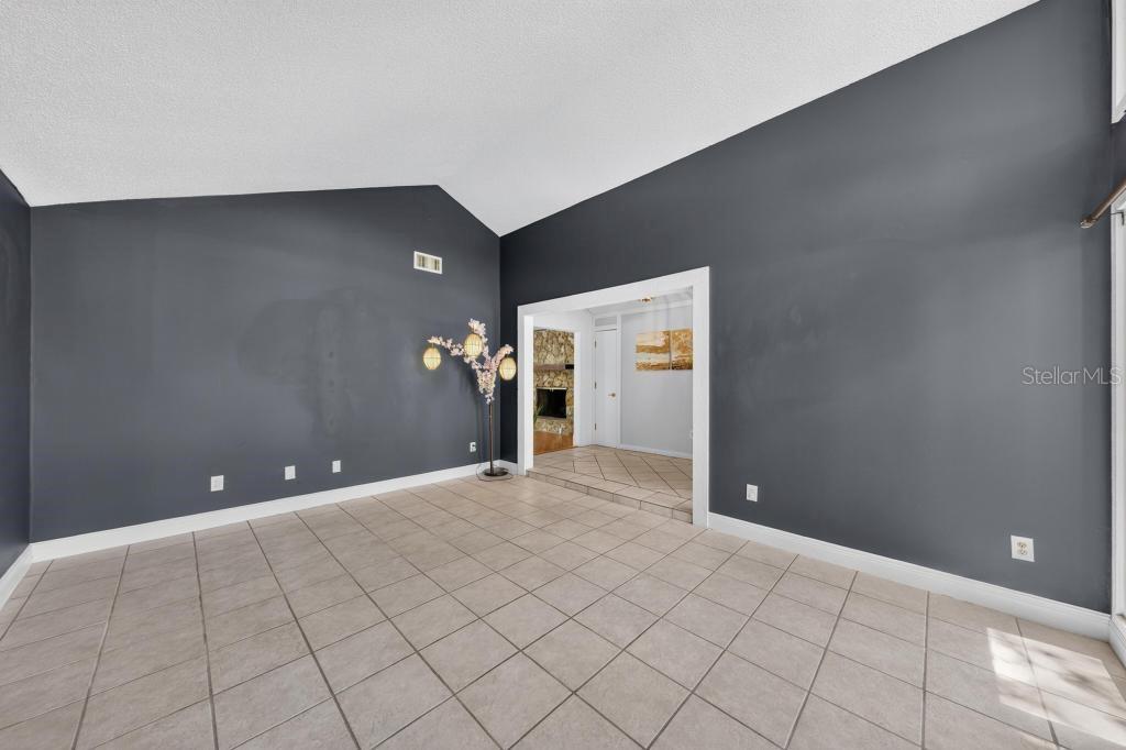 JENNIFER ESTATES - Residential