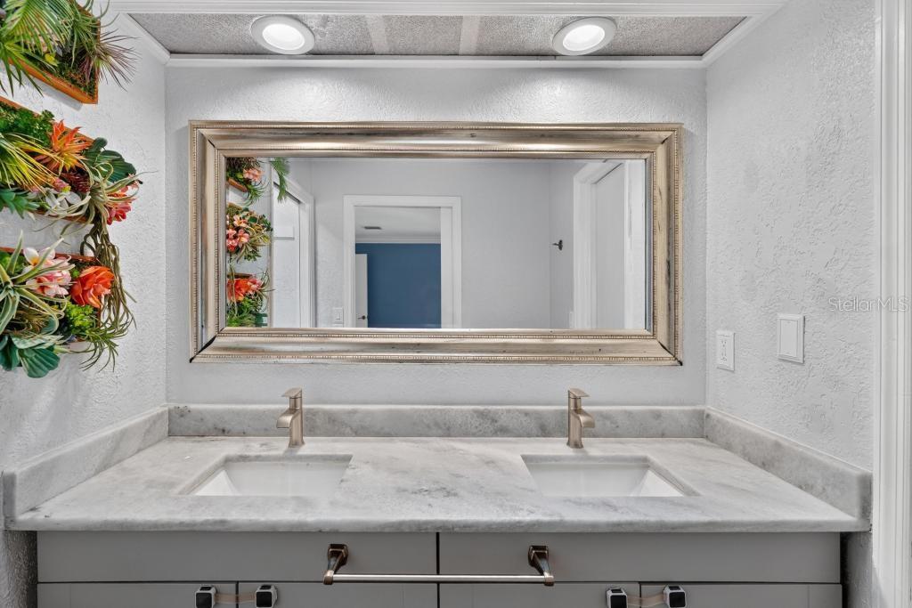 JENNIFER ESTATES - Residential