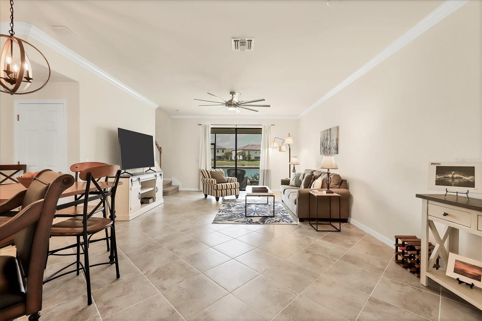 GRAN PARADISO TWNHMS 1B - Residential Lease