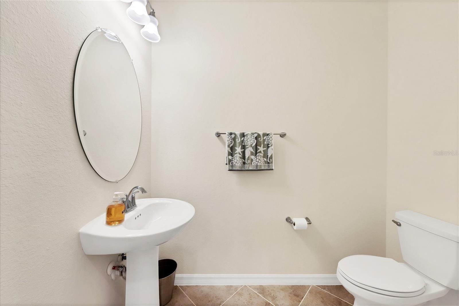GRAN PARADISO TWNHMS 1B - Residential Lease