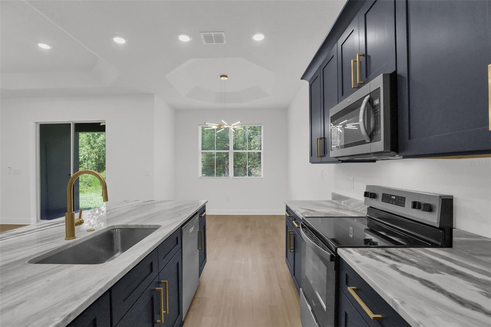 1702 - DAYTONA PARK EST SEC C - Residential