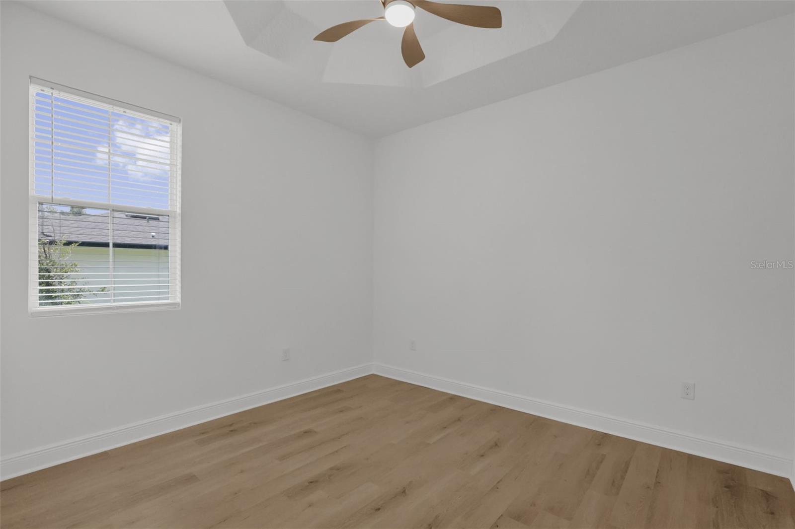1702 - DAYTONA PARK EST SEC C - Residential