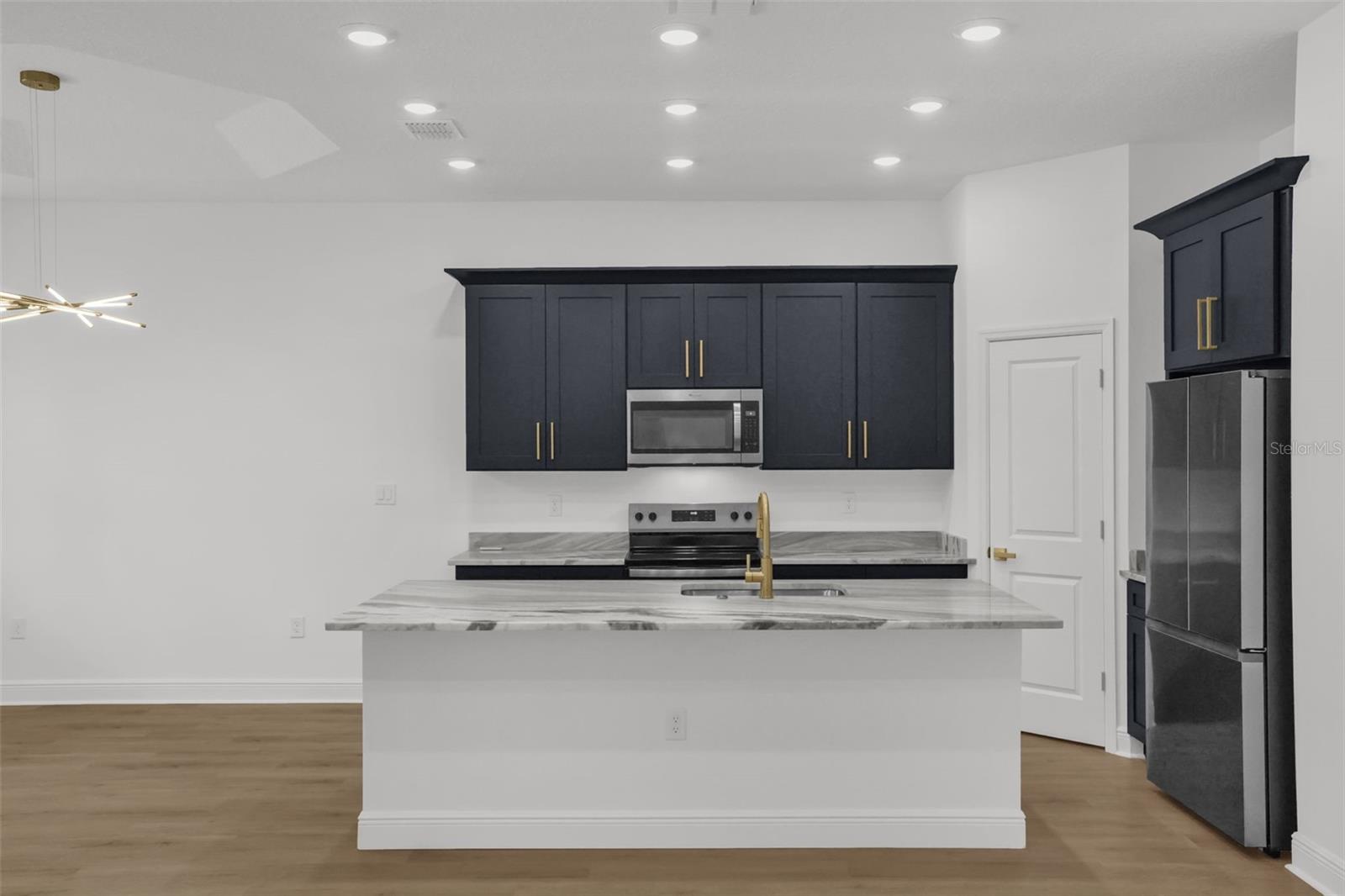1702 - DAYTONA PARK EST SEC C - Residential