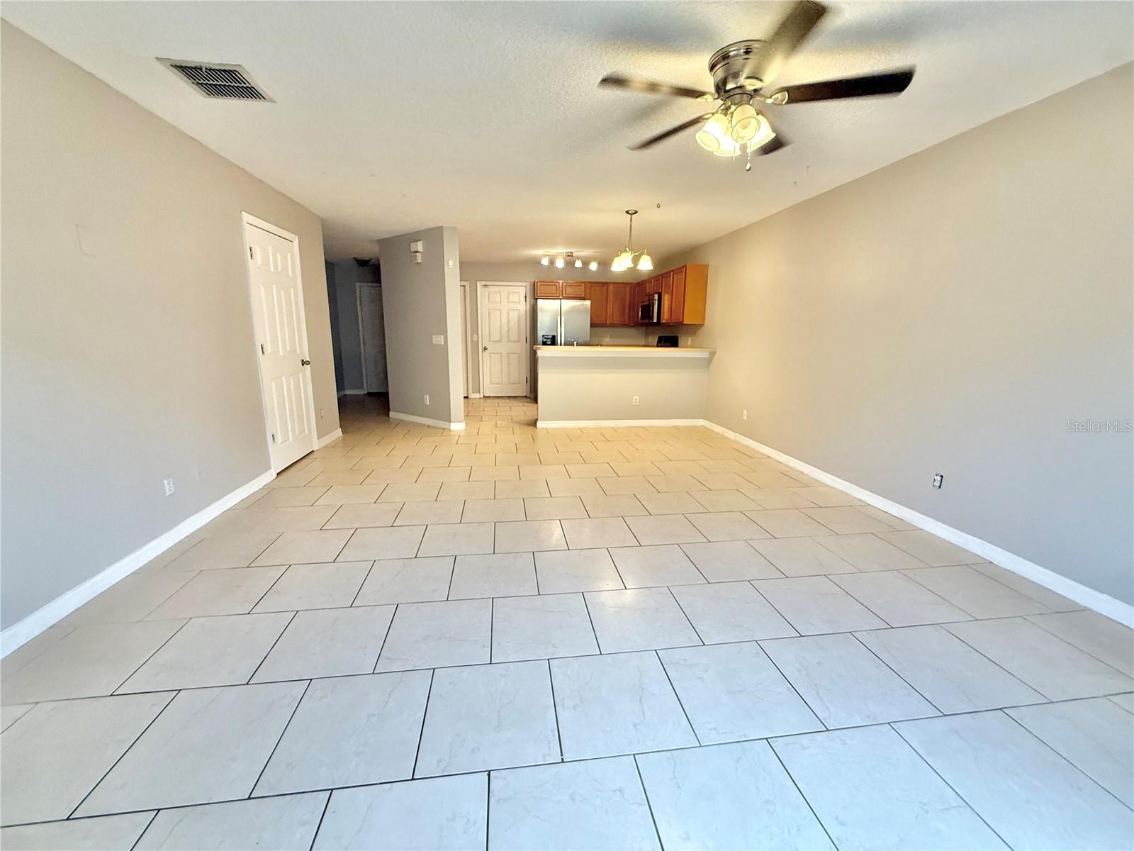 OAKCREST/SOUTHMEADOWPH N - Residential Lease