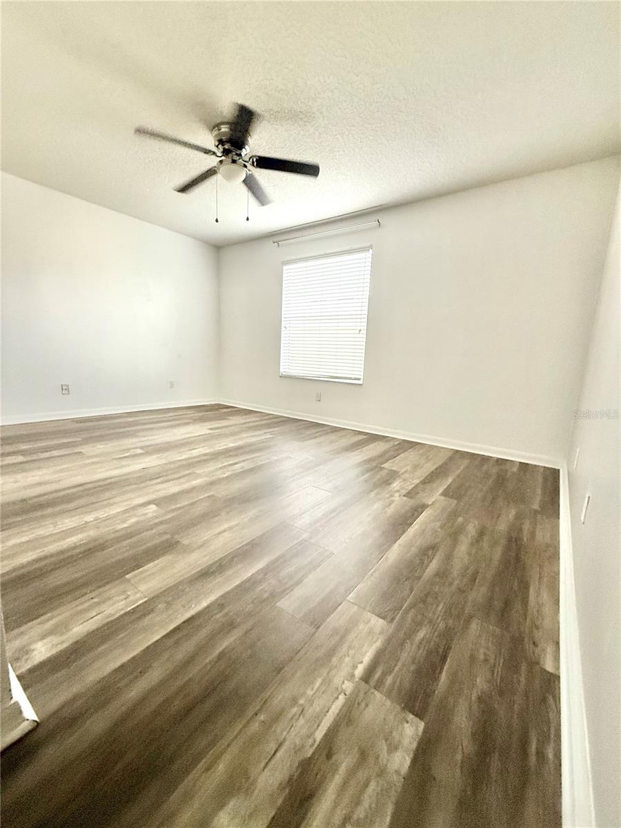 OAKCREST/SOUTHMEADOWPH N - Residential Lease