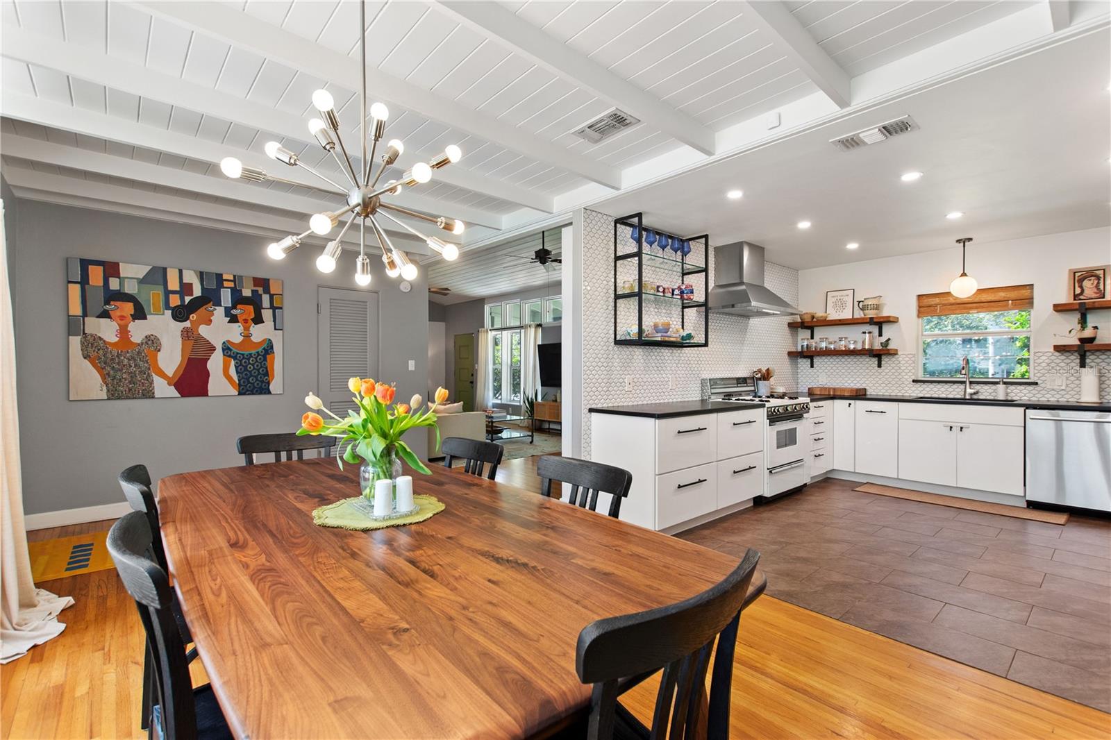 CAMPHOR HEIGHTS - Residential
