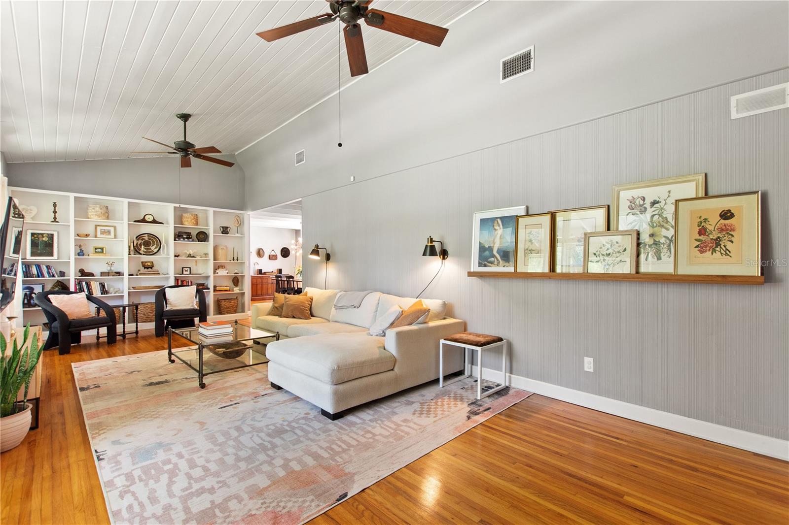 CAMPHOR HEIGHTS - Residential