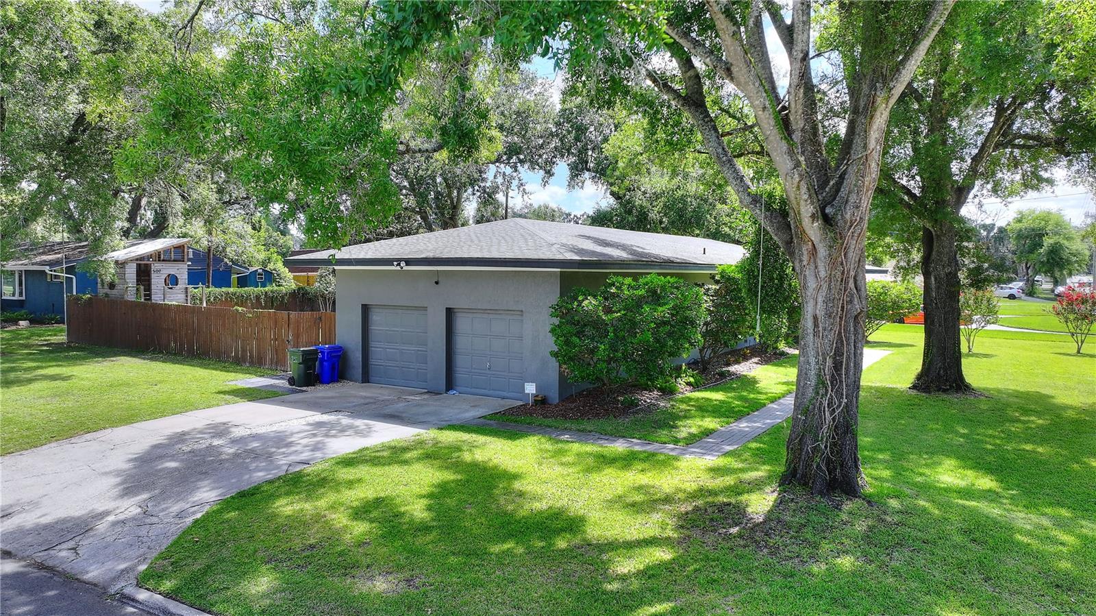 CAMPHOR HEIGHTS - Residential