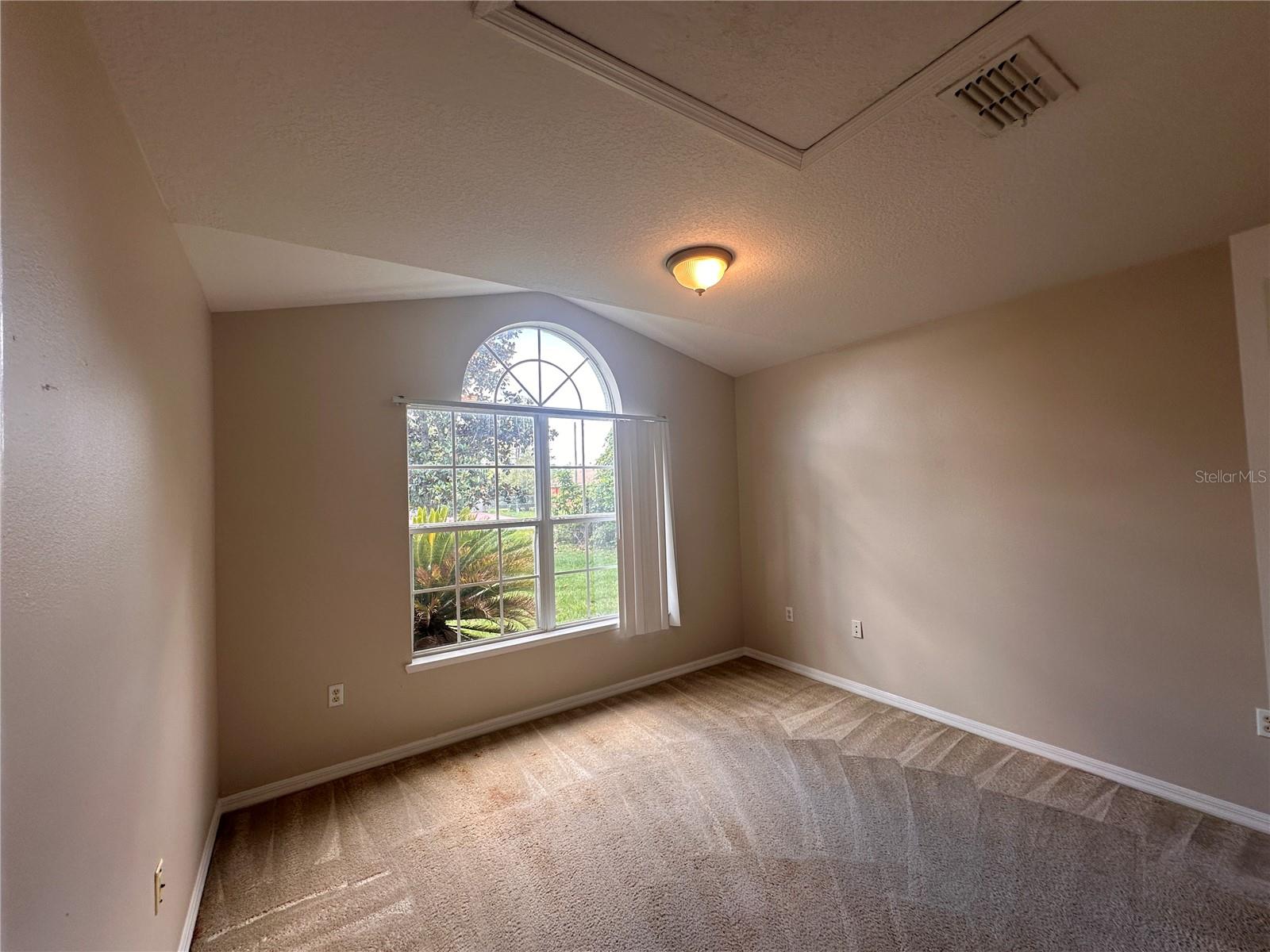MARION OAKS UN 03 - Residential Lease