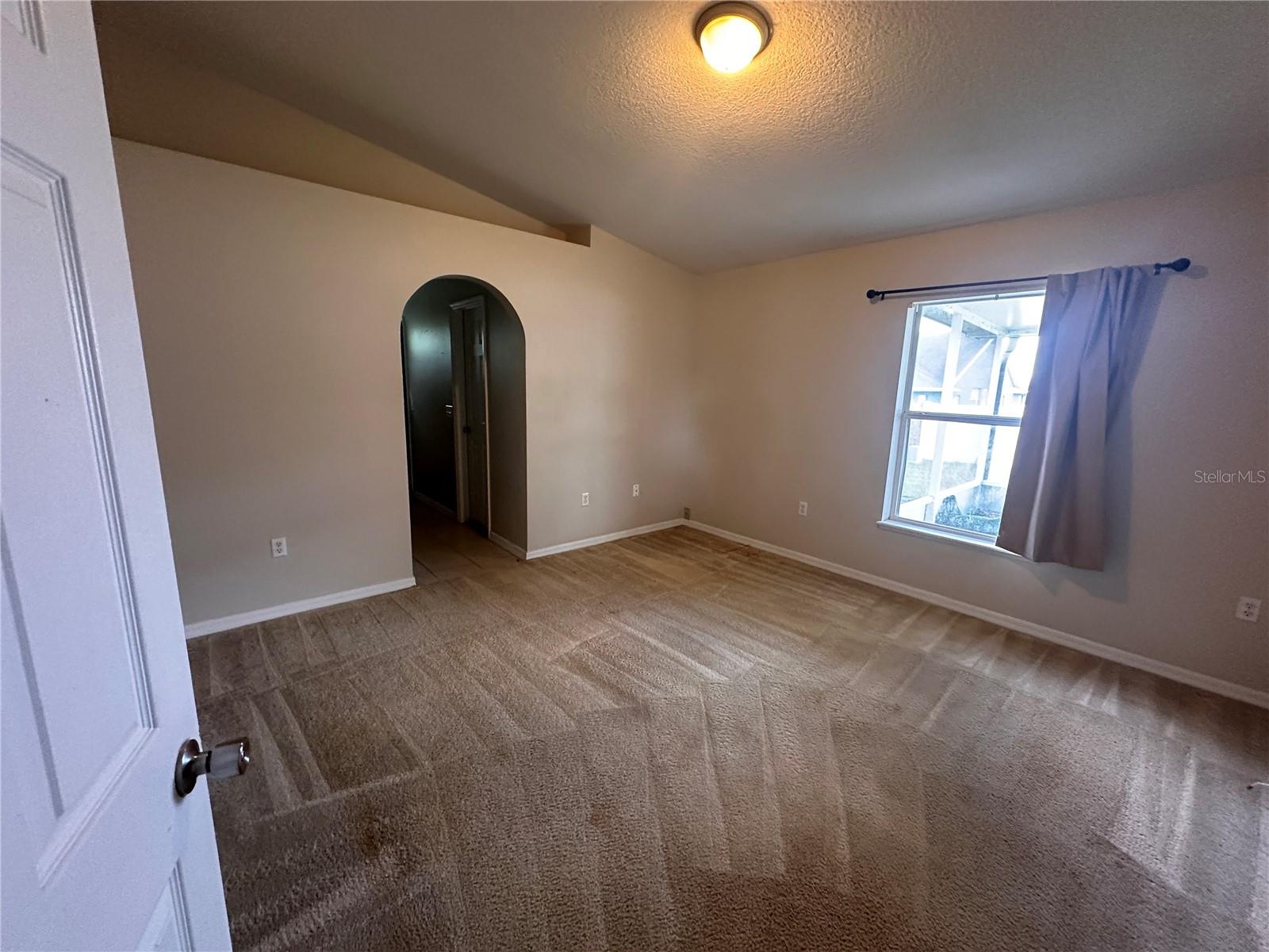 MARION OAKS UN 03 - Residential Lease