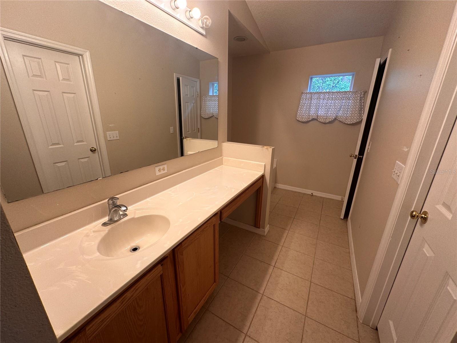 MARION OAKS UN 03 - Residential Lease