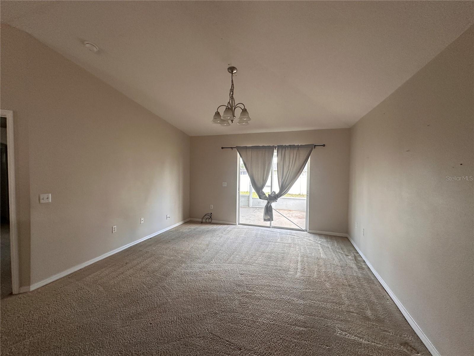 MARION OAKS UN 03 - Residential Lease