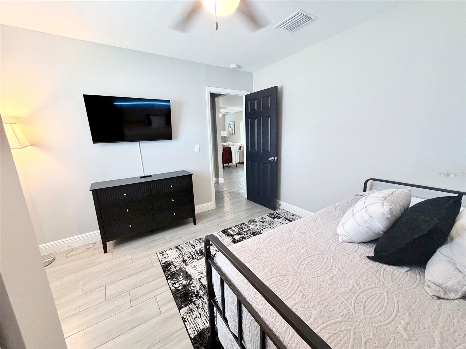 BELLEVIEW PARK SUB - Residential Lease