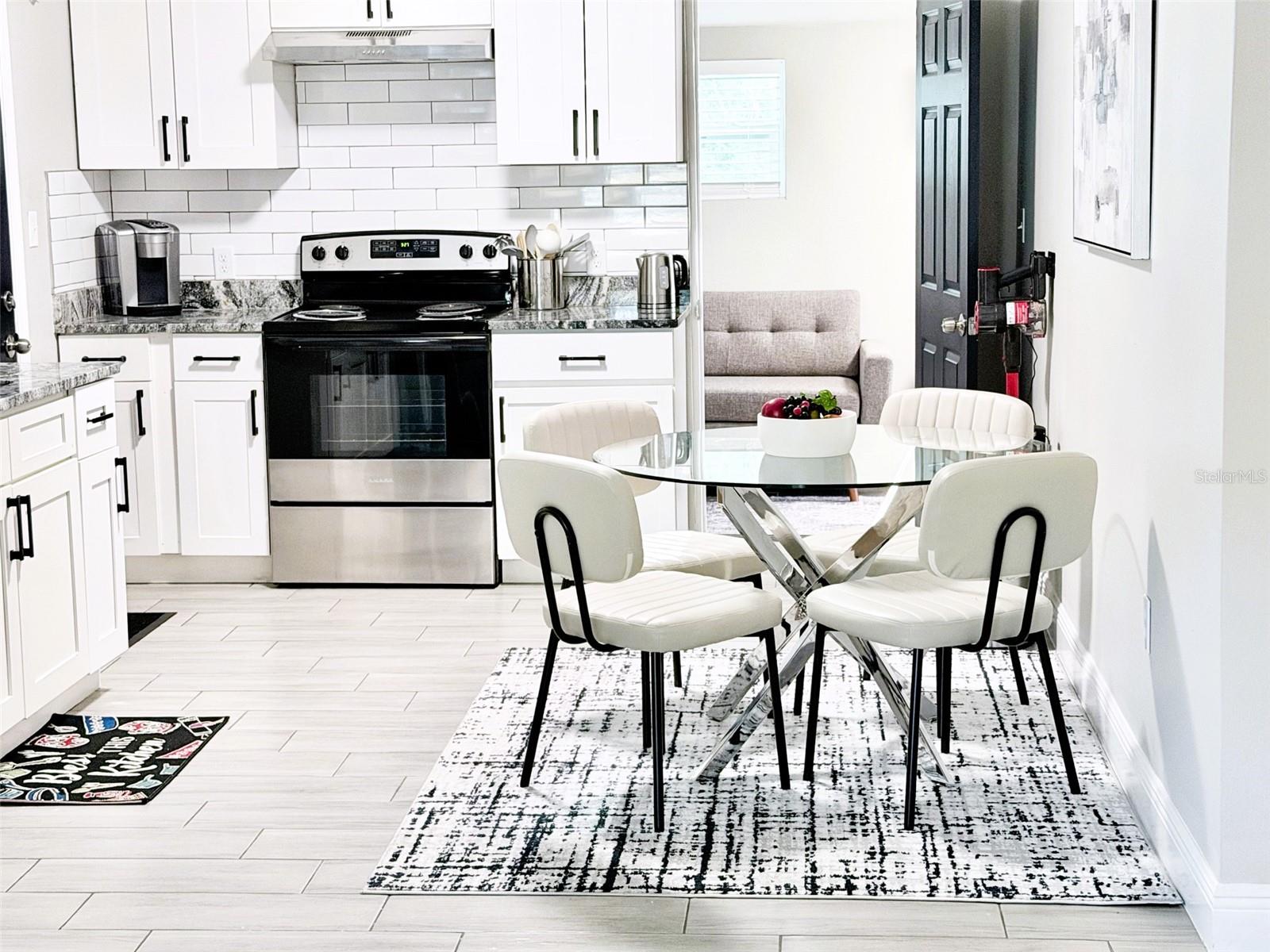 BELLEVIEW PARK SUB - Residential Lease