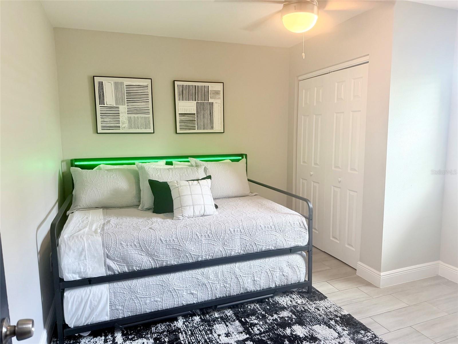 BELLEVIEW PARK SUB - Residential Lease