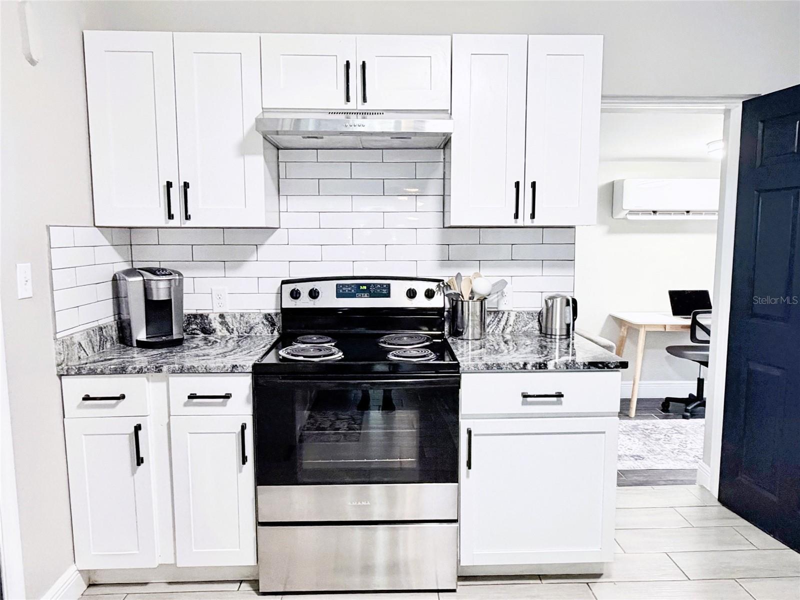 BELLEVIEW PARK SUB - Residential Lease