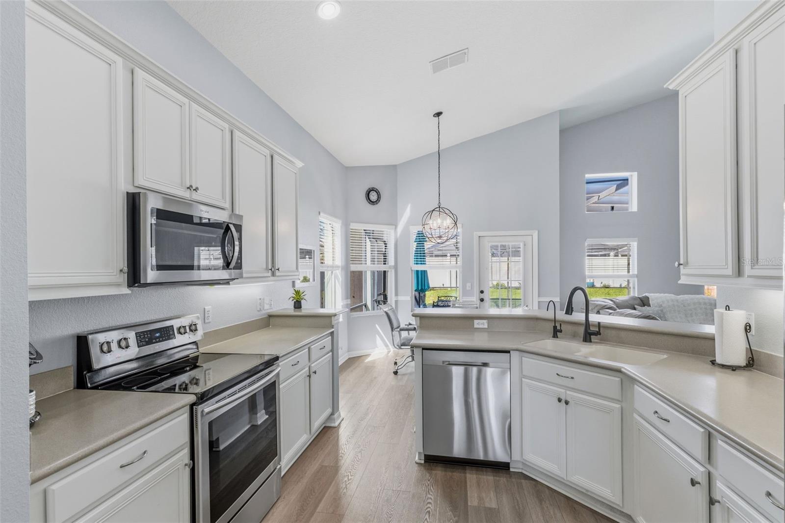 PARKSTONE UNIT 4 - Residential
