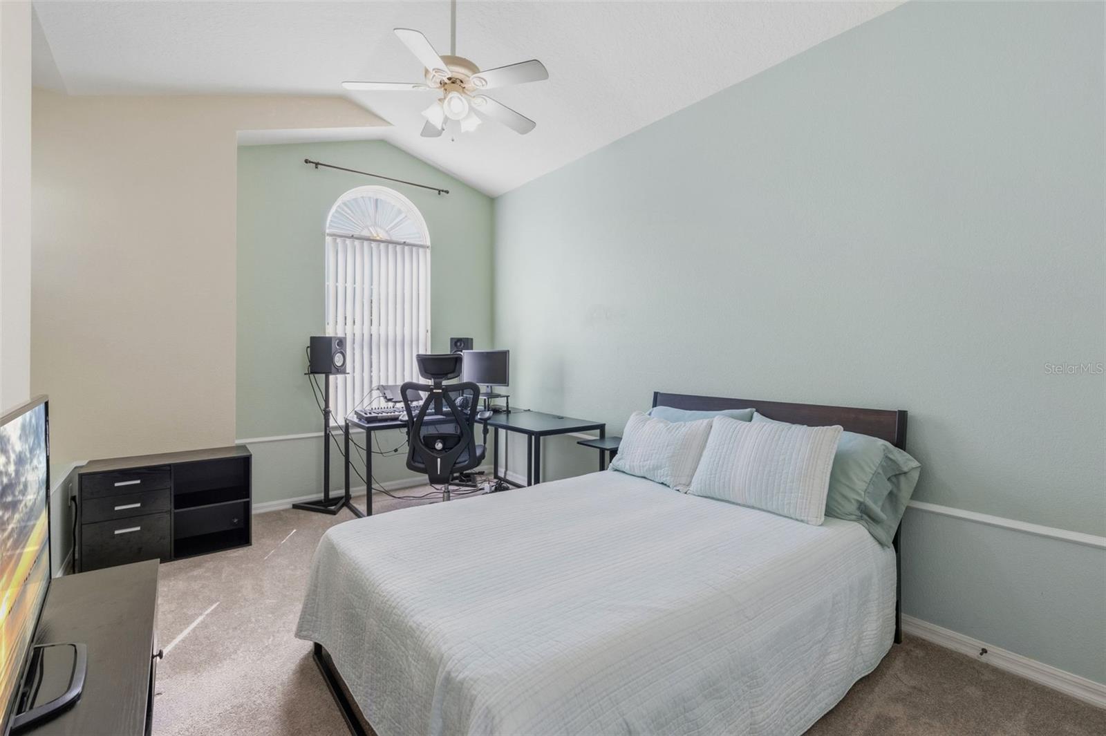 PARKSTONE UNIT 4 - Residential