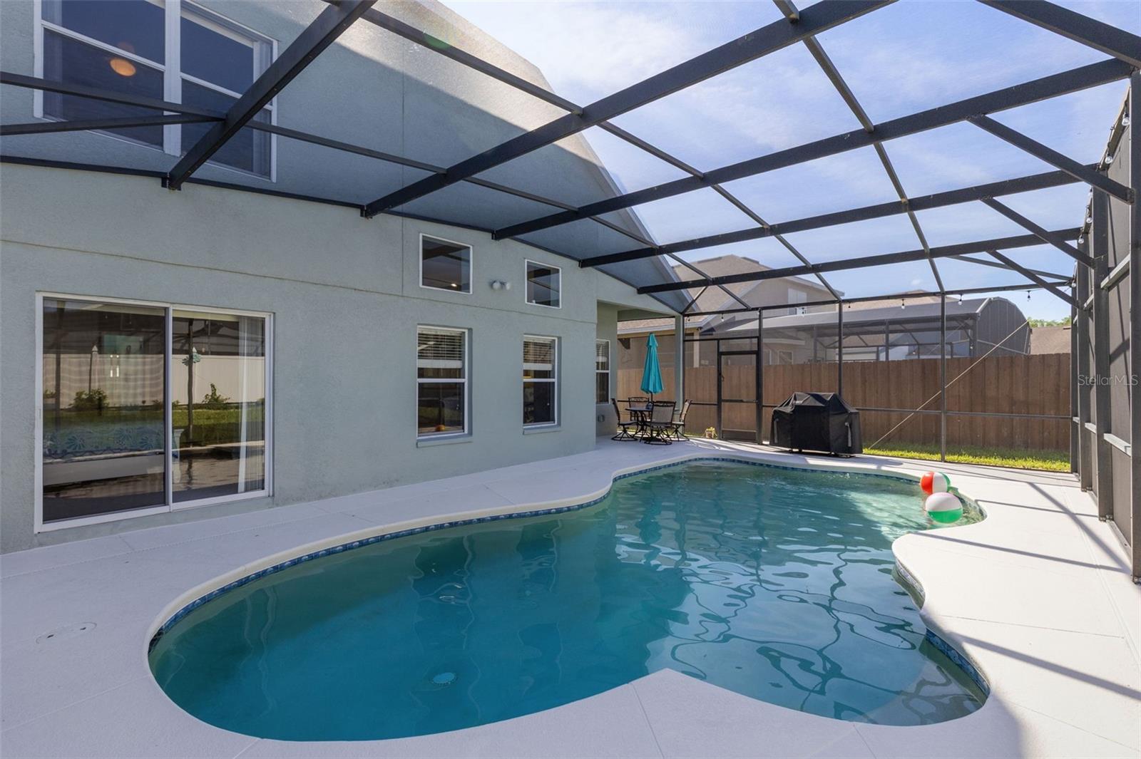 PARKSTONE UNIT 4 - Residential