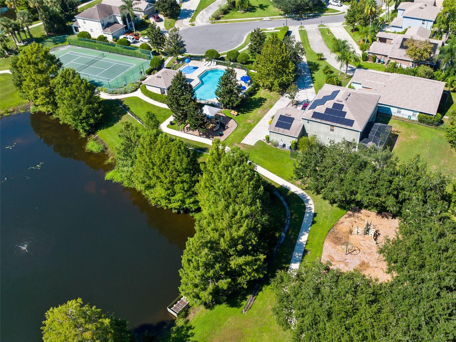 PARKSTONE UNIT 4 - Residential