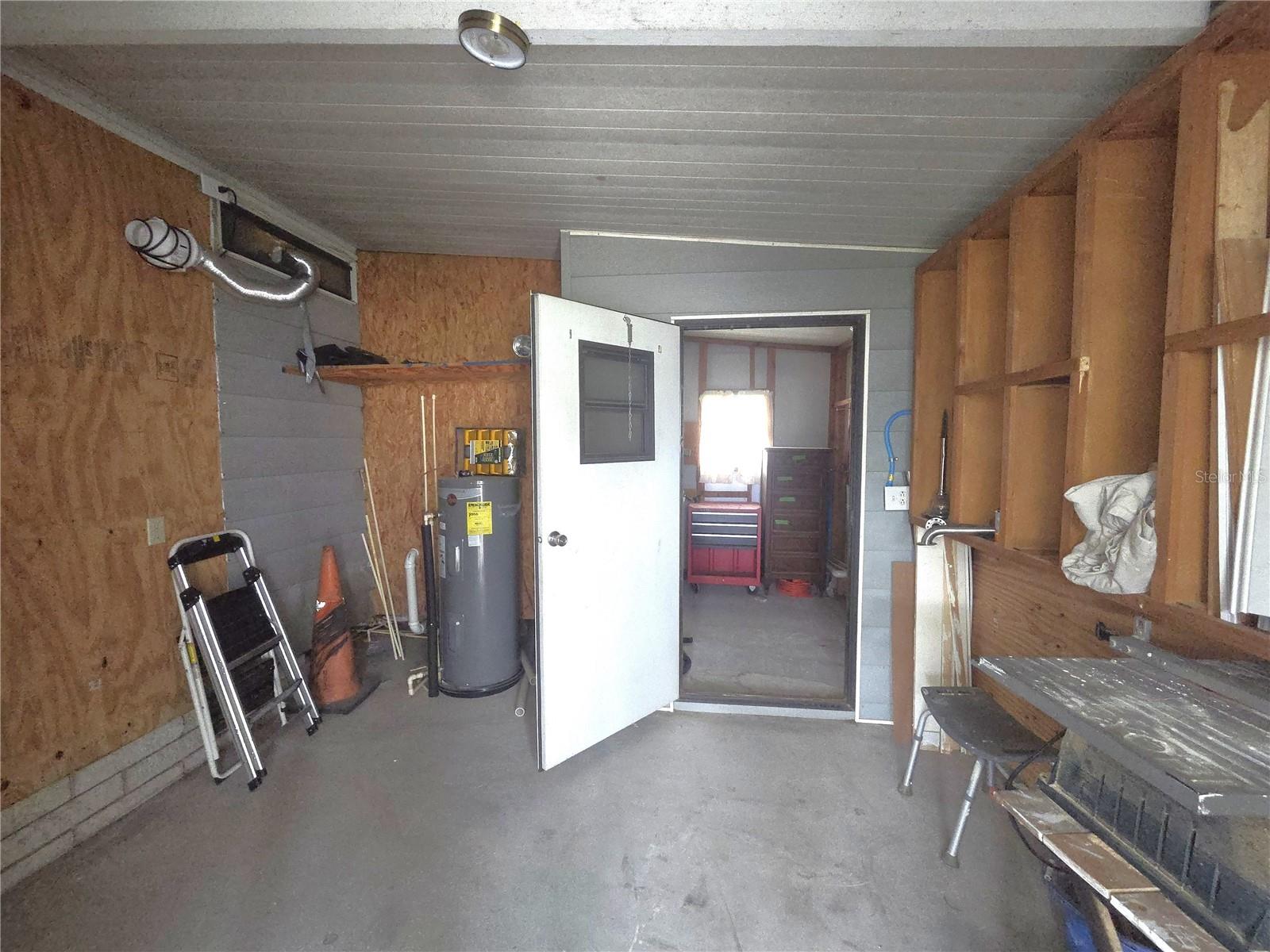 SWEETWATER GOLF & TENNIS CLUB ADD 01 - Residential