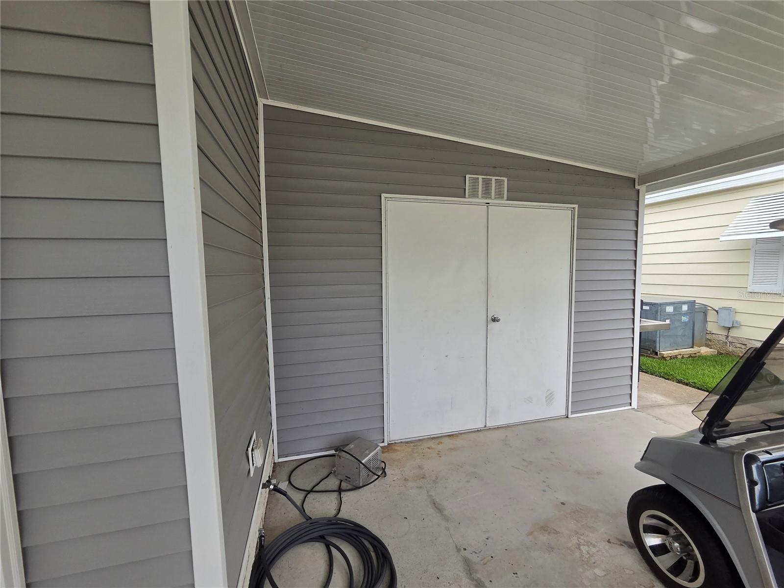 SWEETWATER GOLF & TENNIS CLUB ADD 01 - Residential