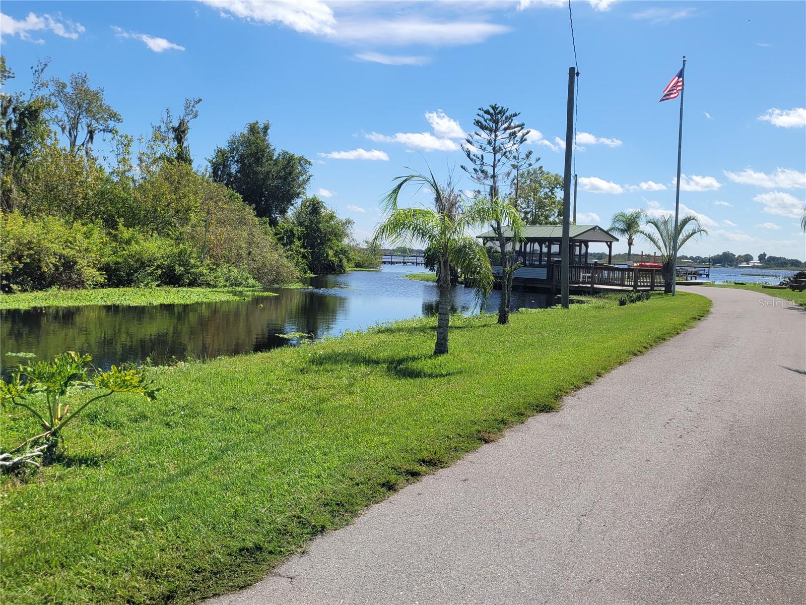 SWEETWATER GOLF & TENNIS CLUB ADD 01 - Residential