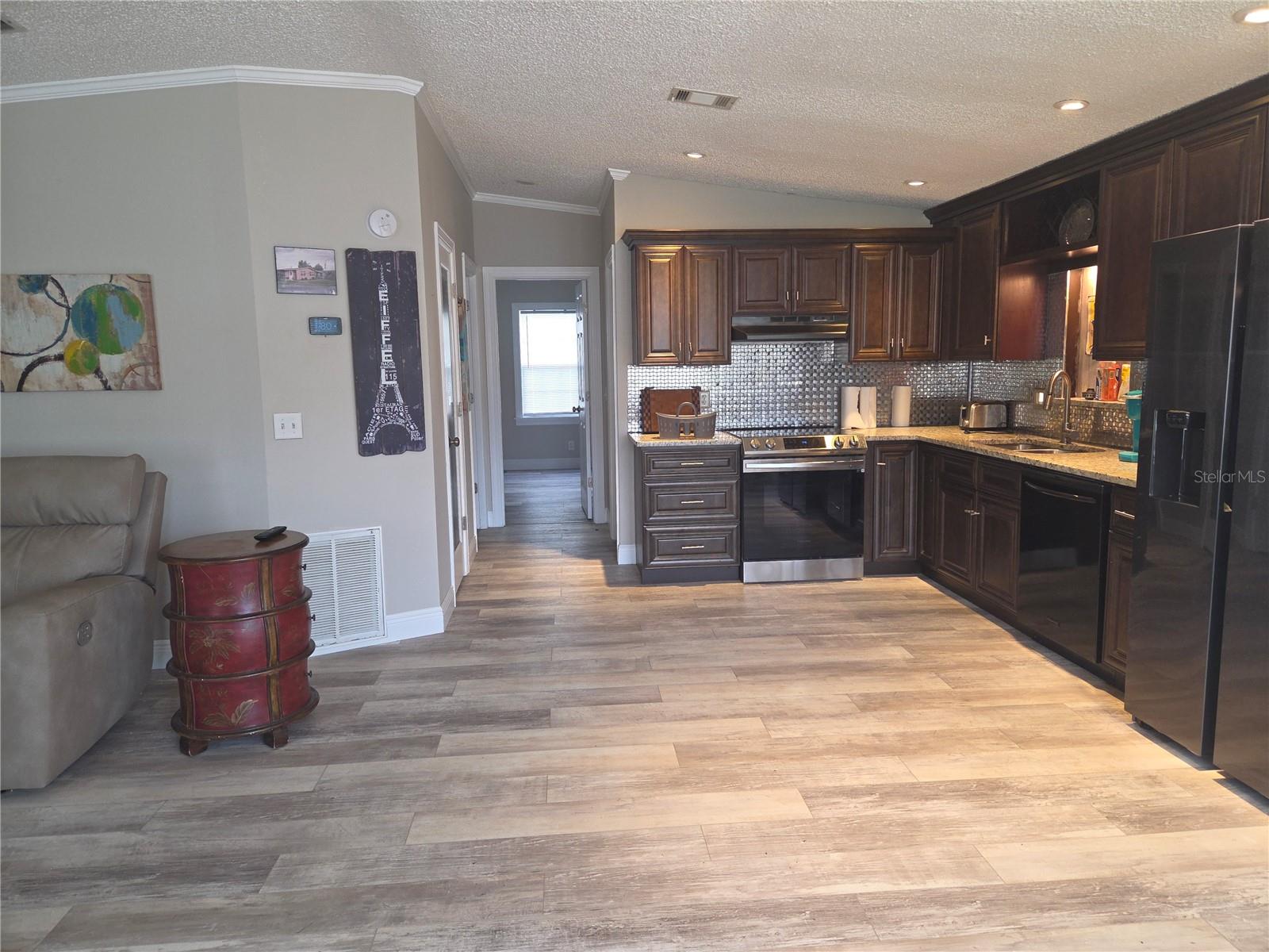 SWEETWATER GOLF & TENNIS CLUB ADD 01 - Residential
