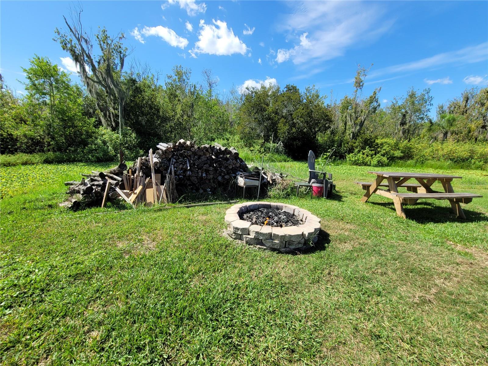 SWEETWATER GOLF & TENNIS CLUB ADD 01 - Residential
