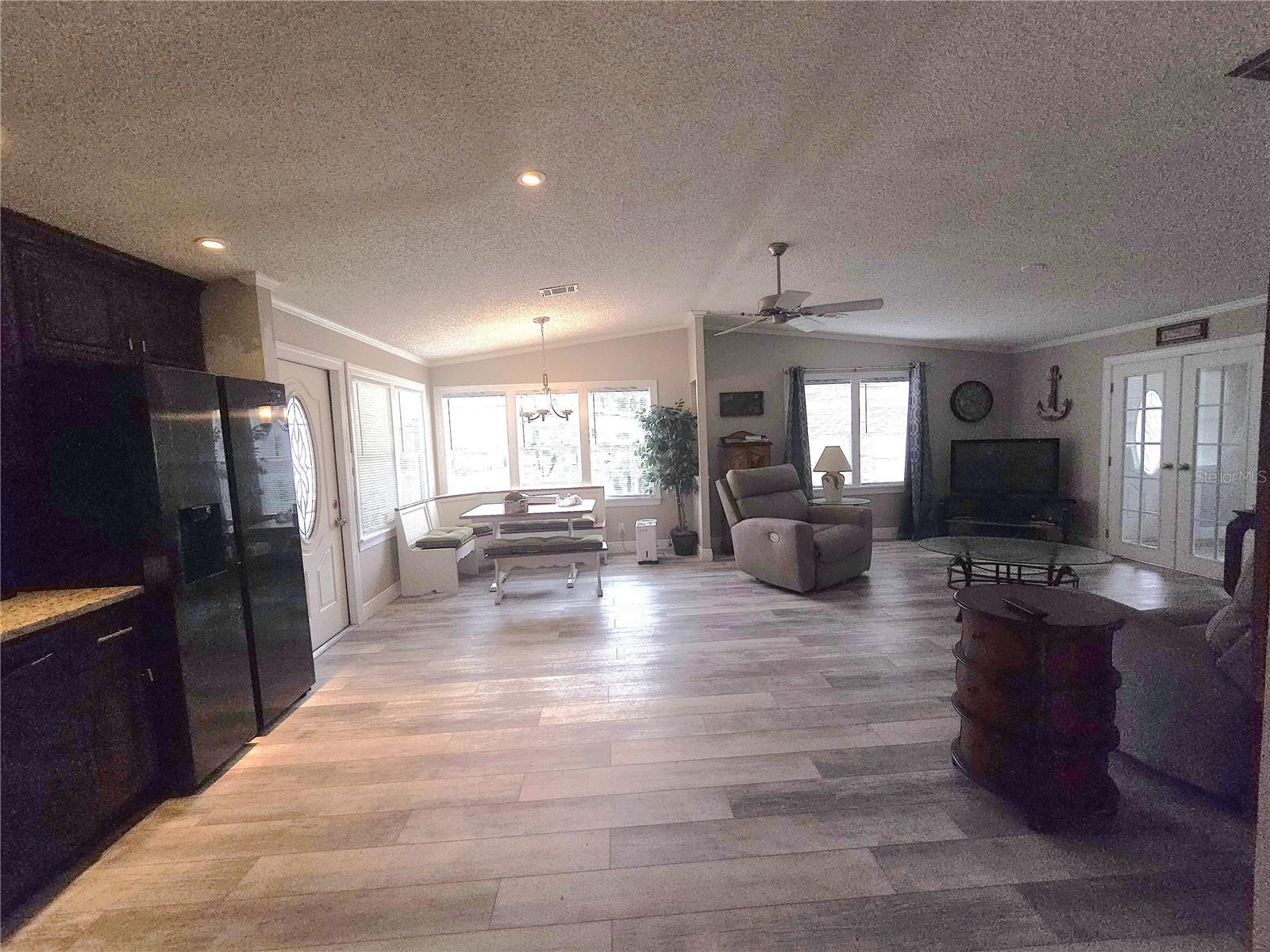 SWEETWATER GOLF & TENNIS CLUB ADD 01 - Residential